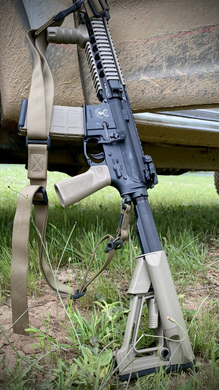 Combat Defender, built by Big Mike's Outpost, FDE furniture